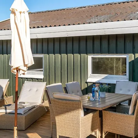 Gundborg - 200m From The Sea By Interhome Semesterbostad